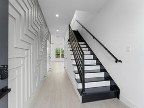 3135 Crane St A and B, Houston TX 77026