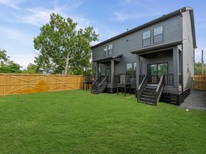 3135 Crane St A and B, Houston TX 77026