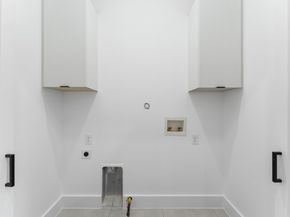 3135 Crane St A and B, Houston TX 77026