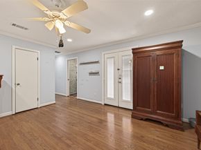 5326 Redstart Street, Houston TX 77096