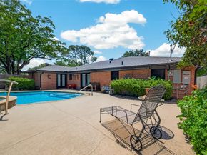 5326 Redstart Street, Houston TX 77096