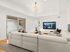 5618 Wigton Drive, Houston TX 77096