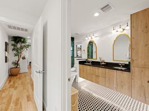 5618 Wigton Drive, Houston TX 77096