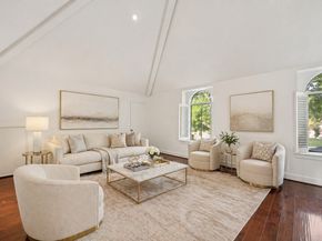 1302 Riverview Circle, Houston TX 77077
