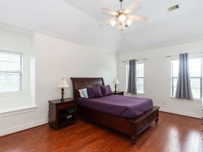 9120 Lakes At 610 Drive, Houston TX 77054