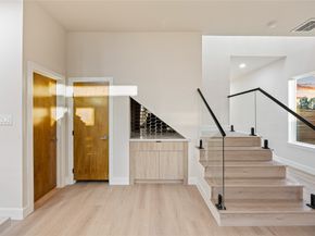 3807 Noah Street W, Houston TX 77021