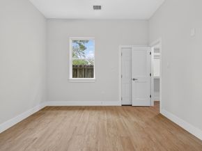 1067 Ferguson Way, Houston TX 77088