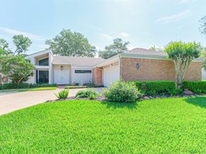 1007 Arrow Hill Road, Houston TX 77077
