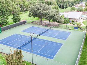 1007 Arrow Hill Road, Houston TX 77077