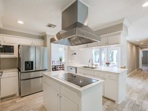 1007 Arrow Hill Road, Houston TX 77077