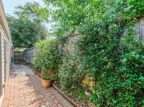 1007 Arrow Hill Road, Houston TX 77077