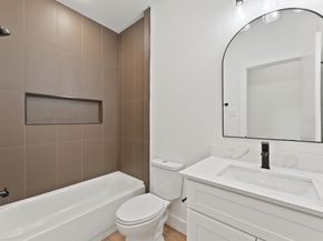 407 Calloway Street A  B, Houston TX 77029