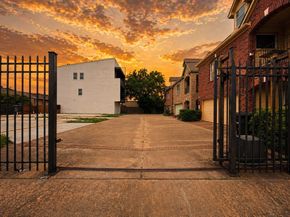 9716 Kapri Lane, Houston TX 77025