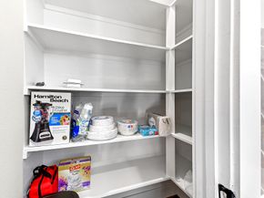 1329 Buescher Drive, Houston TX 77043