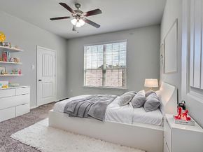 4954 Thunder Creek Lane, Sugar Land TX 77479