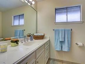 3815 Sun Valley Drive, Houston TX 77025