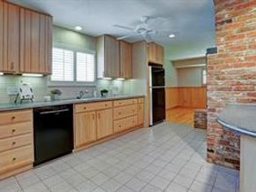 3815 Sun Valley Drive, Houston TX 77025