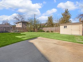 2431 Calumet Street, Houston TX 77004