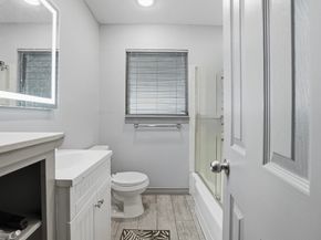 6023 Pineshade Lane, Houston TX 77008