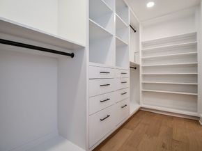 7528 Chevy Chase Drive, Houston TX 77063