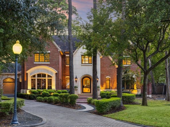 918 Huntington Cove, Houston TX 77063