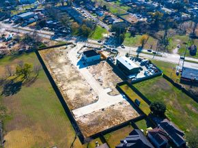 9111 Highland Northern Way, Houston TX 77088