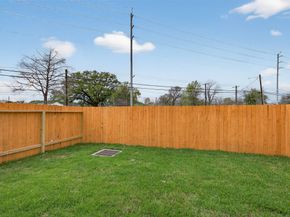 9111 Highland Northern Way, Houston TX 77088