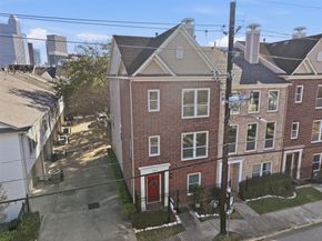 1809 Gillette Street, Houston TX 77019