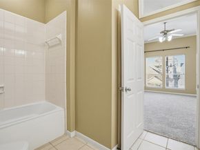 1809 Gillette Street, Houston TX 77019