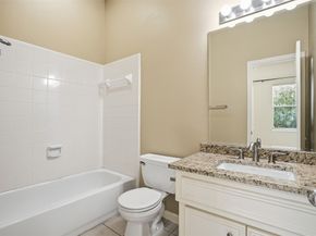 1809 Gillette Street, Houston TX 77019