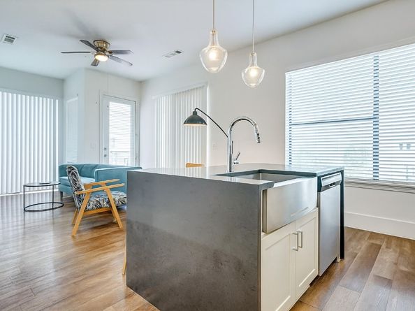 1508 Blodgett Street 609, Houston TX 77004