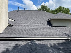 10327 Sablebrook Lane, Houston TX 77095