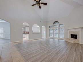 10327 Sablebrook Lane, Houston TX 77095