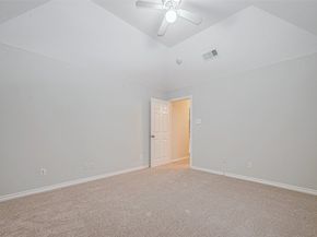 10327 Sablebrook Lane, Houston TX 77095