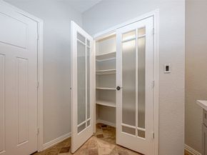 10327 Sablebrook Lane, Houston TX 77095