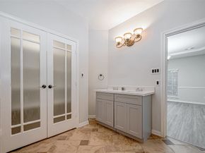 10327 Sablebrook Lane, Houston TX 77095