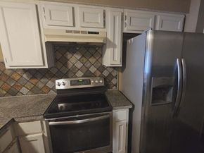 15309 Kingfield Drive 9, Houston TX 77084