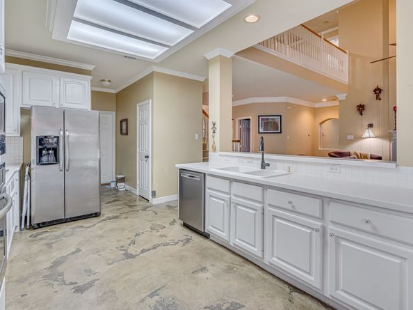 2443 Riverway Oak Drive, Houston TX 77345