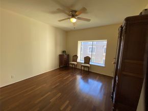 2207 S Braeswood Boulevard 42H, Houston TX 77030