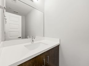 904 W 25th Street D, Houston TX 77008