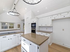 6306 Castle Lane Drive, Houston TX 77066