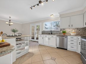 11608 Village Place Drive 334, Houston TX 77077