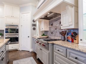 6 Rhapsody Bend Drive, The Woodlands TX 77382