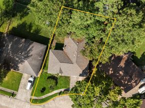 9627 Glenwood Forest Drive, Houston TX 77078