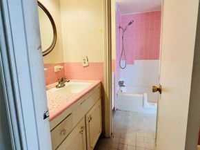 9442 Neuens Road 9442, Houston TX 77080