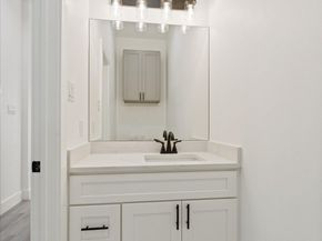 725 E 37th Street, Houston TX 77022