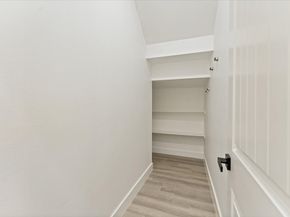 725 E 37th Street, Houston TX 77022