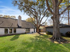 5934 Dumfries Drive, Houston TX 77096