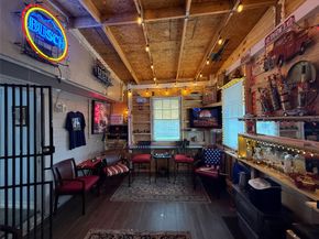 214 Maybrook Drive, Houston TX 77015