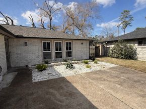 214 Maybrook Drive, Houston TX 77015